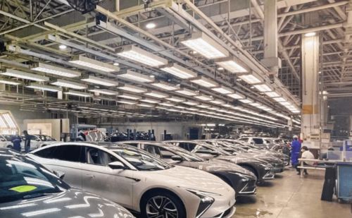 智己汽車復(fù)工記 臨港工廠開啟雙班生產(chǎn)壓力測(cè)試,6月中旬啟動(dòng)智己l7首批交付